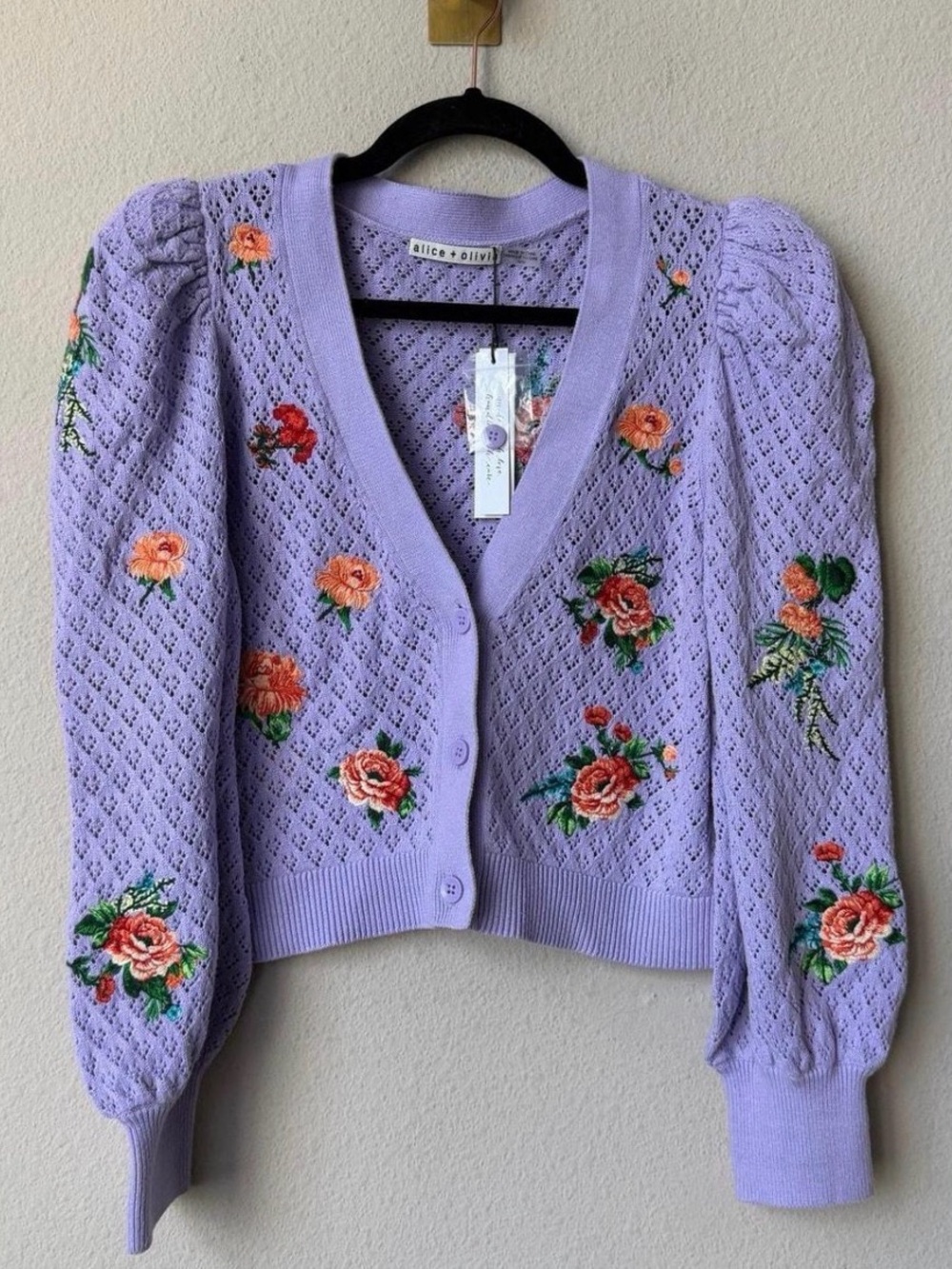 NWT Alice + Olivia Morita Puff Sleeve Card Lavender Rose Embroidered Medium